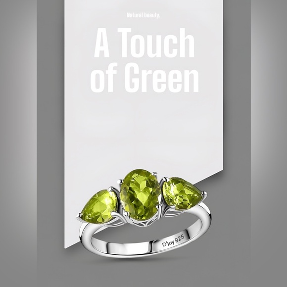 Sterling Silver and Peridot Green Gemstone Ring - Picture 5 of 14